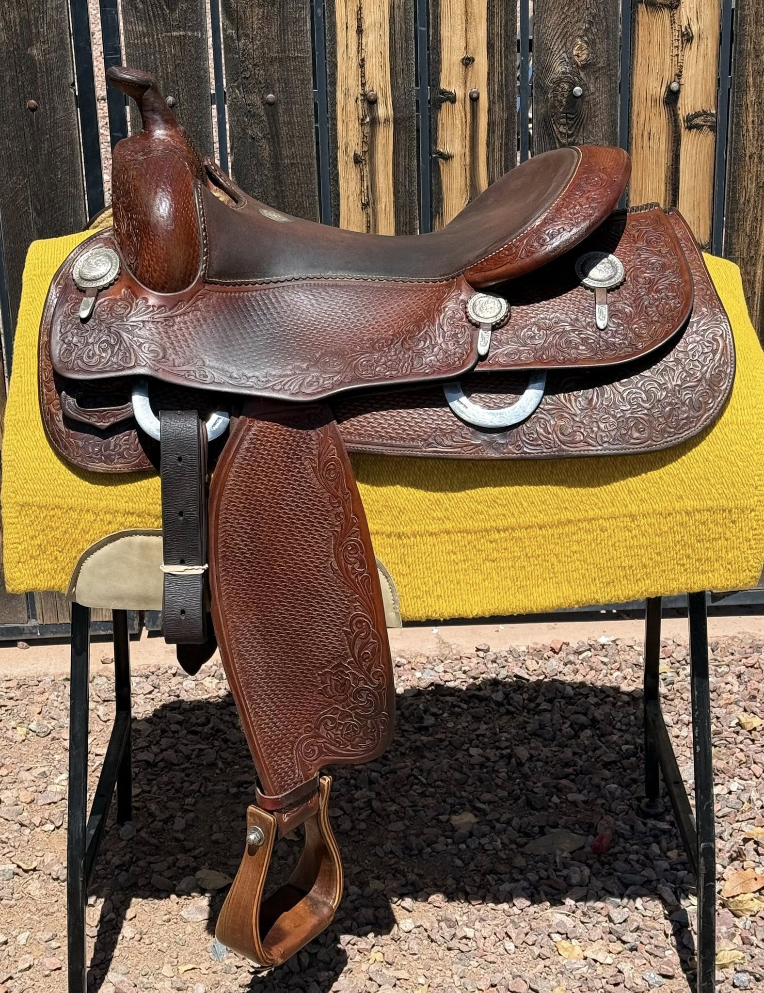 Donn Leson TVB 386 — 16 Seat — $6,495