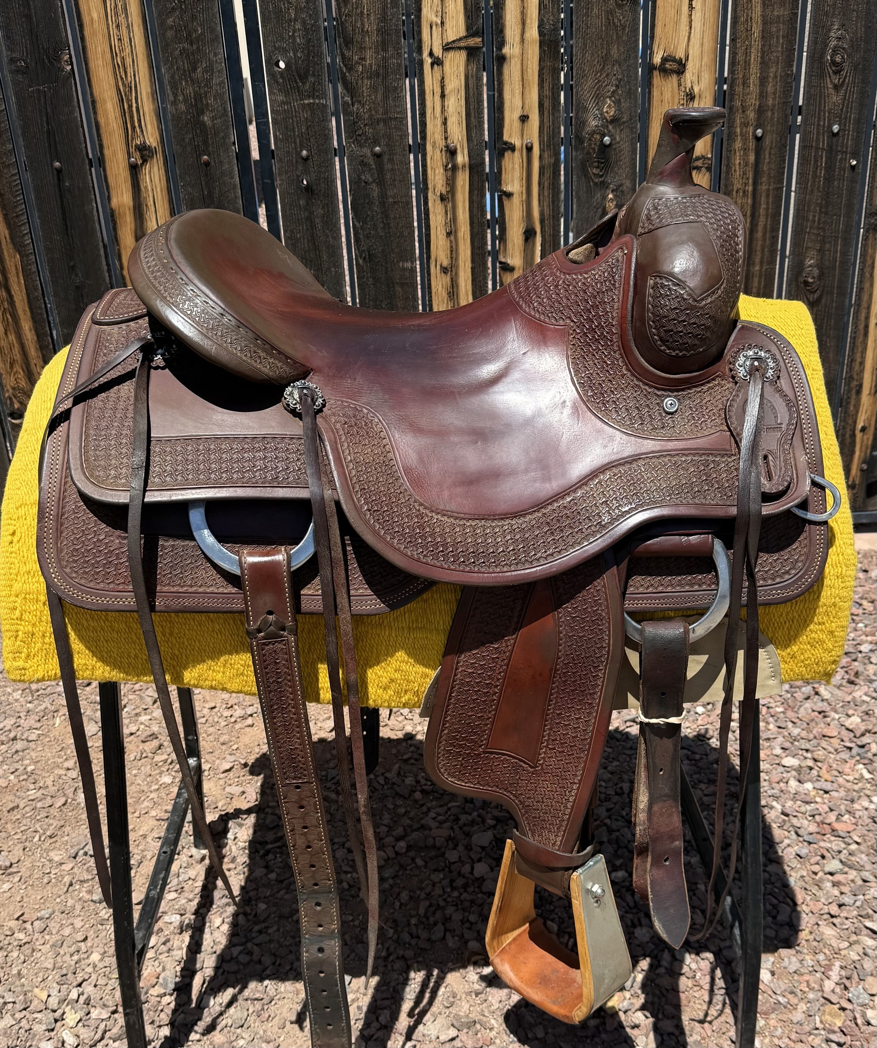 Equine Oasis — alternate right side view