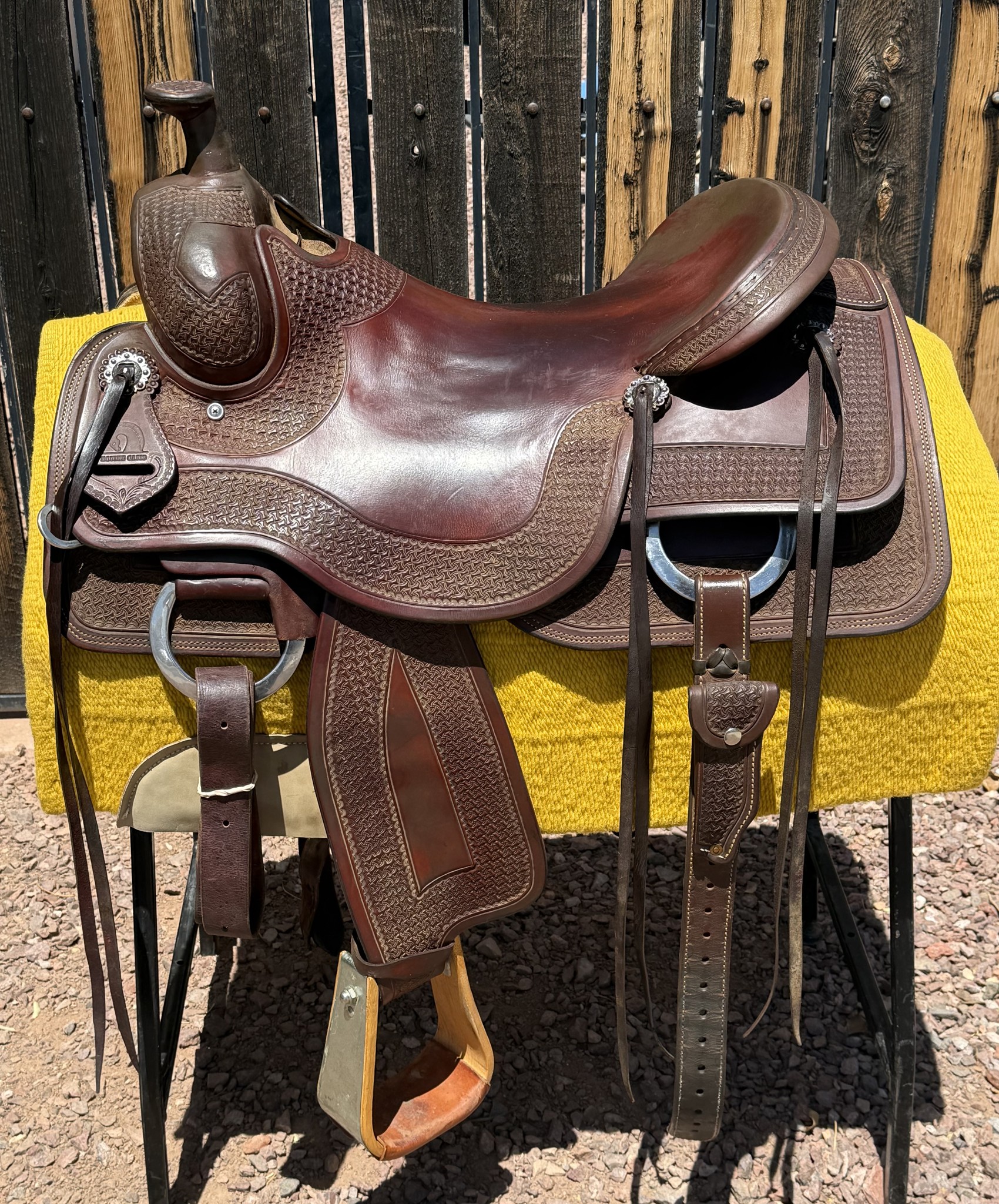 Equine Oasis by Tim Bauer 17 inch seat reiner — star pattern tooling silver conchos dark chocolate leather